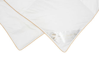 100% Goose Down Duvet